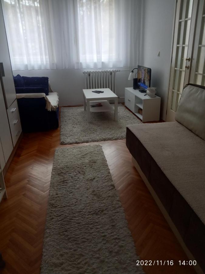 Mm2 Apartment Novi Sad Luaran gambar