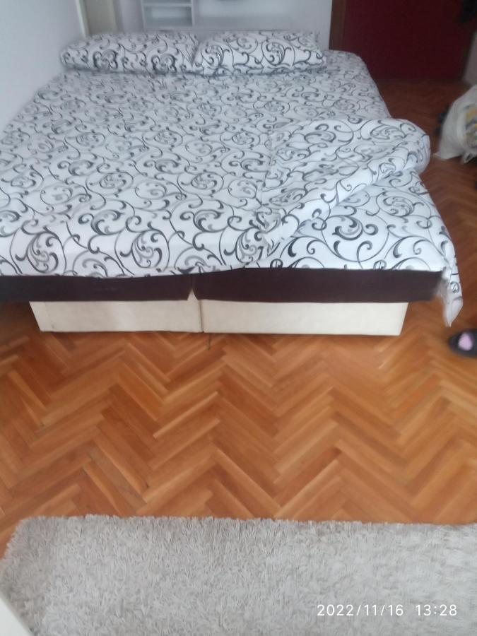 Mm2 Apartment Novi Sad Luaran gambar