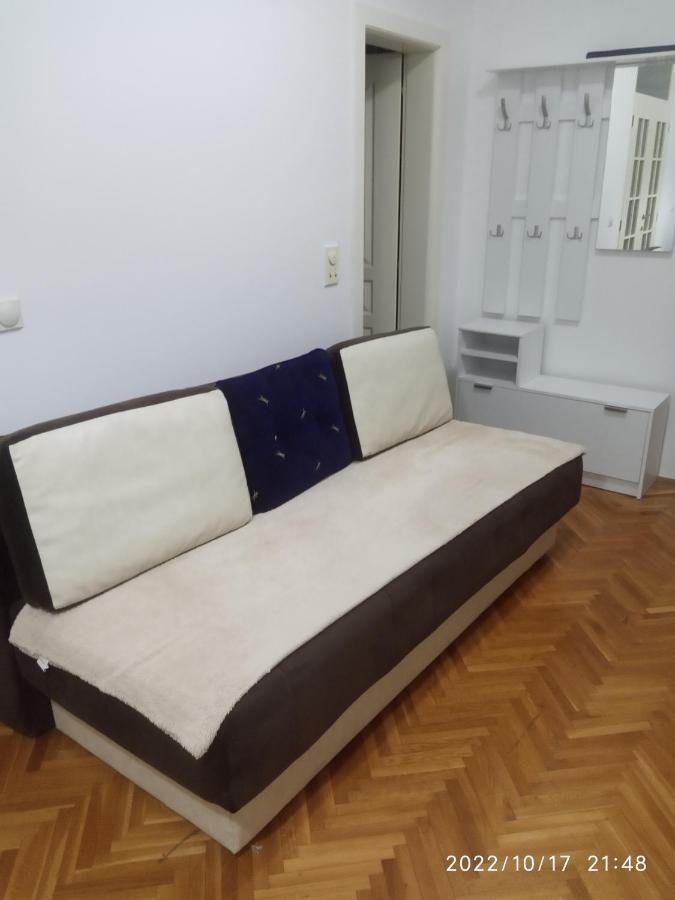 Mm2 Apartment Novi Sad Luaran gambar